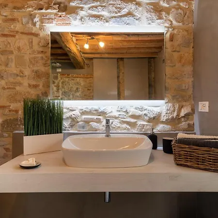 Casa Biffoli - *