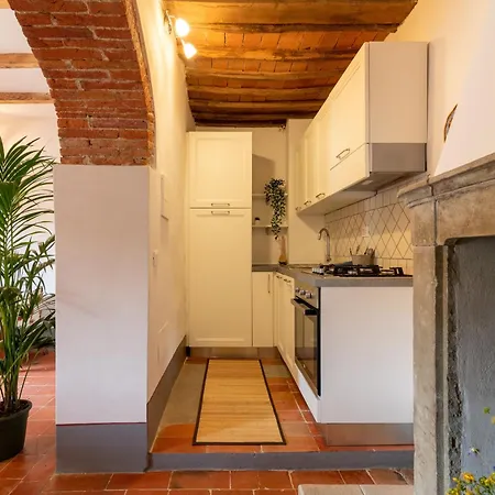Casa Biffoli - *